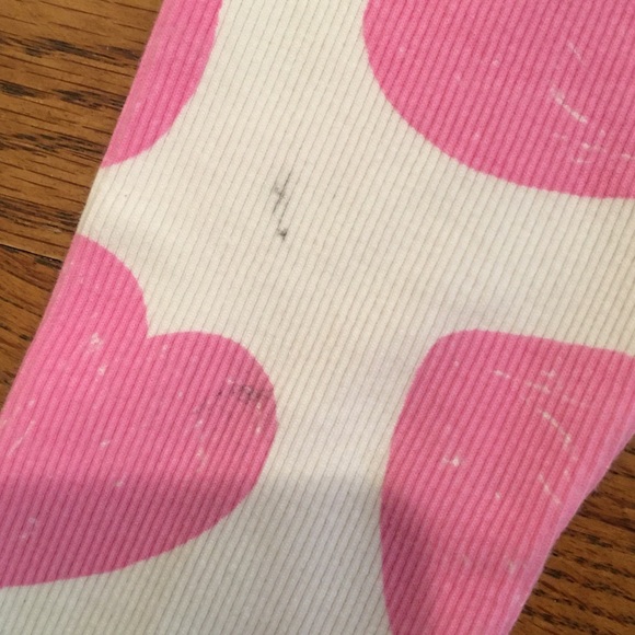 Zara Heart Sweatshirt and Leggings - Picture 8 of 10